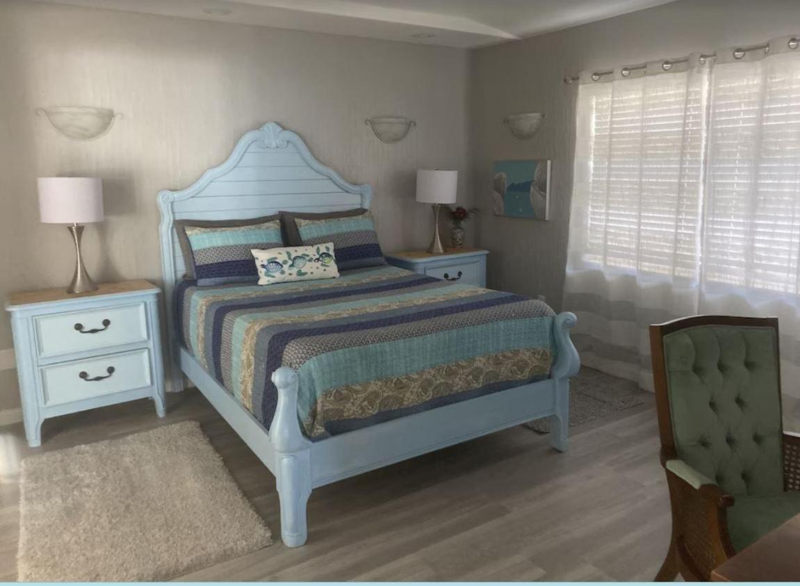Pool/Waterfront Home 5 Min Walk To Siesta Key Village And Beach Exterior foto